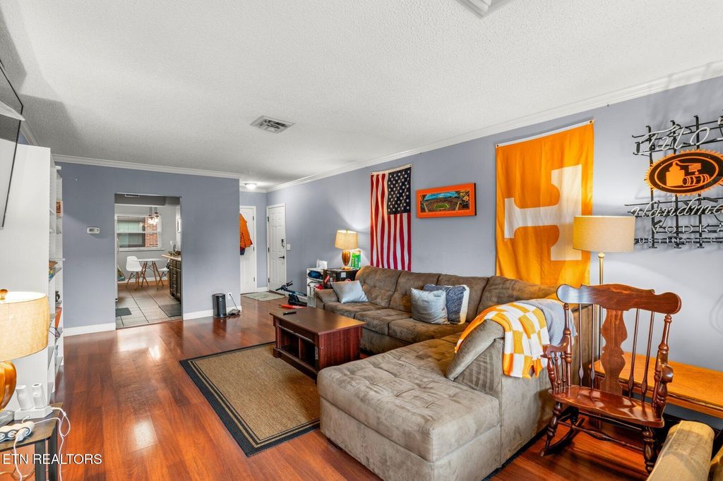 Photo of 509 11th St #3005, Knoxville, TN 37916 (MLS # 1310645)