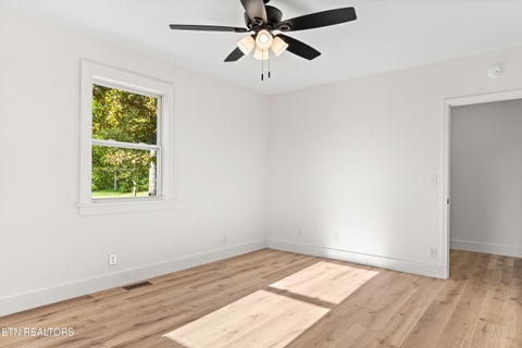 Tiny photo for 4610 Green Rd, Maryville, TN 37804 (MLS # 1359915)