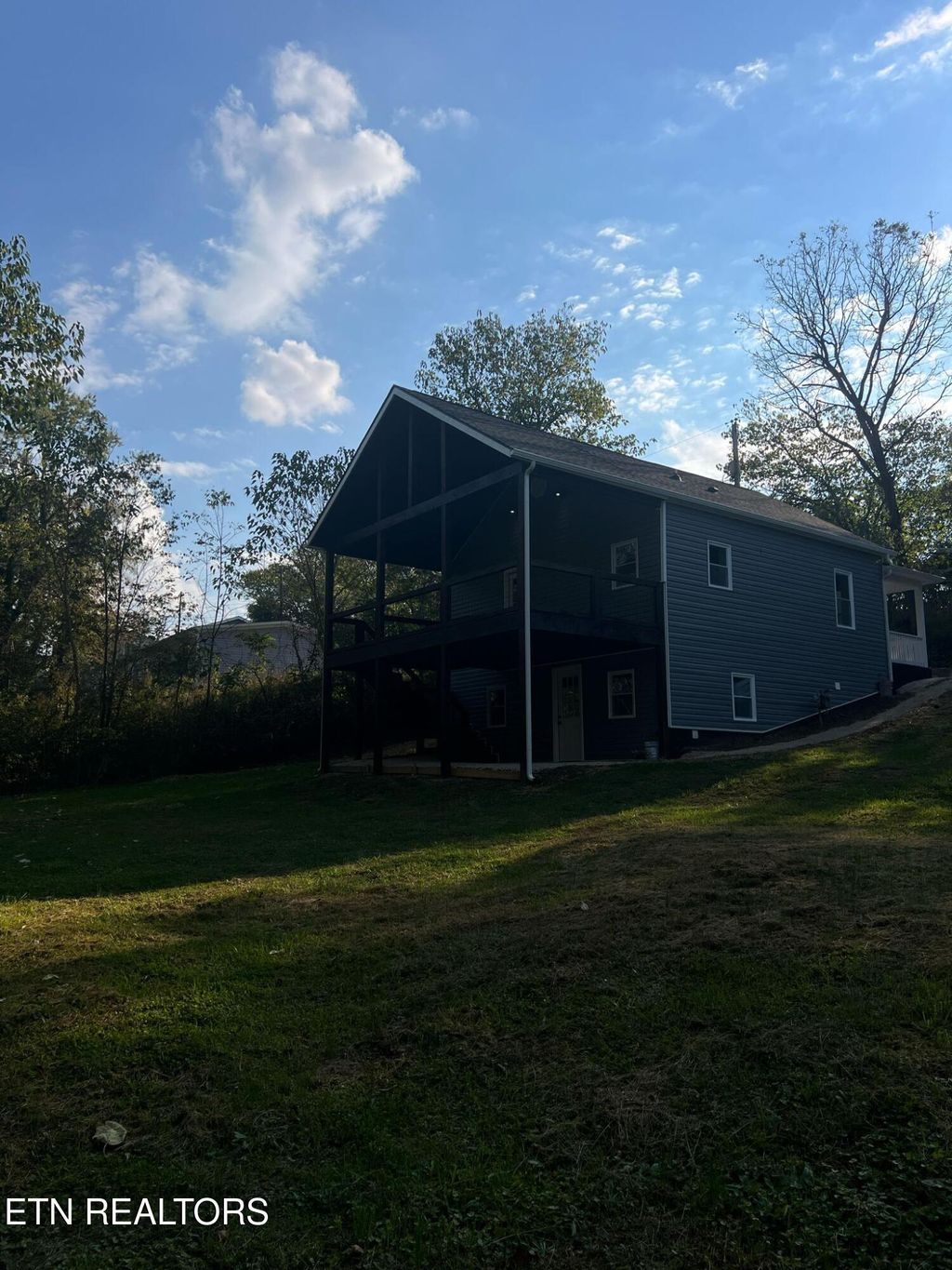 Photo of 314 Ayers Drive, Harriman, TN 37748 (MLS # 1320175)