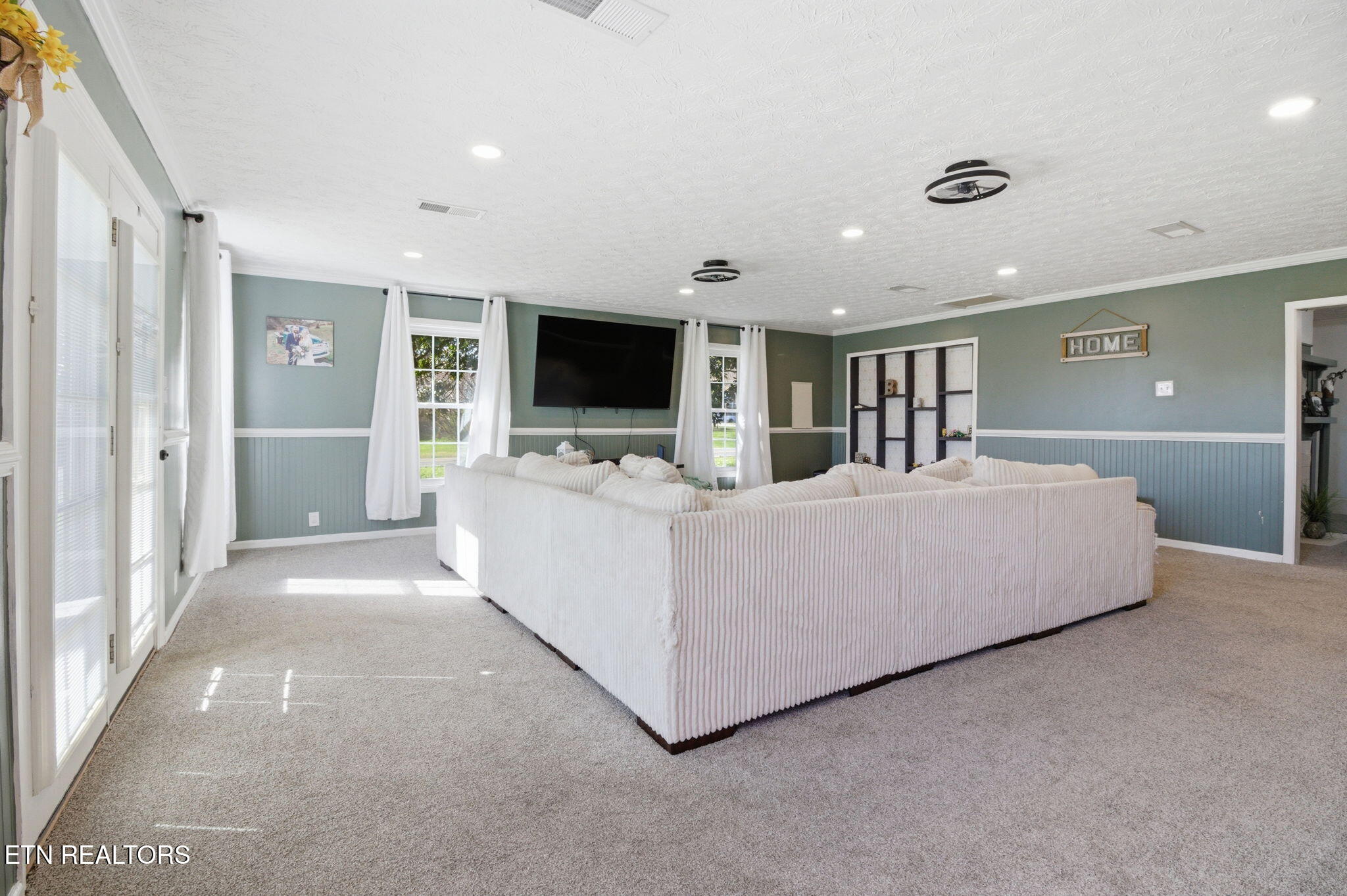 9427 Mascot Rd