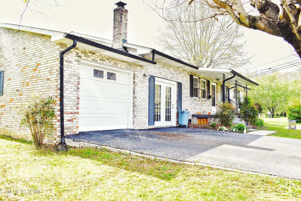 Photo of 114 Verdun Rd, Oneida, TN 37841 (MLS # 1336424)