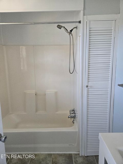 Tiny photo for 112 Daisy Lane, Wartburg, TN 37887 (MLS # 1331191)