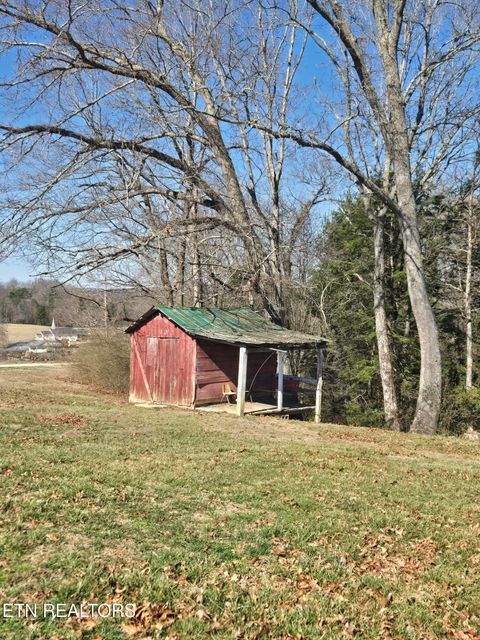 Tiny photo for 112 Daisy Lane, Wartburg, TN 37887 (MLS # 1331191)