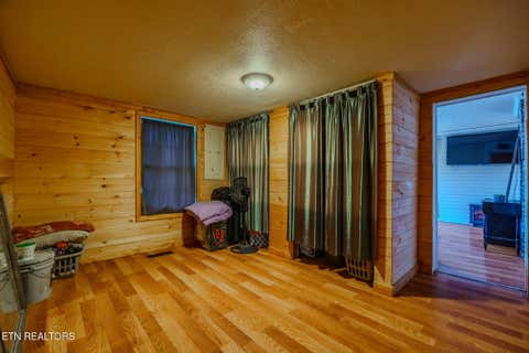 Tiny photo for 812 Marlow Circle, Clinton, TN 37716 (MLS # 1327966)