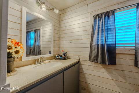 Tiny photo for 812 Marlow Circle, Clinton, TN 37716 (MLS # 1327966)