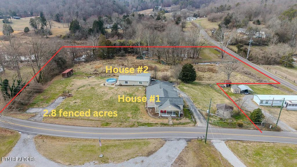 Photo of 812 Marlow Circle, Clinton, TN 37716 (MLS # 1327966)