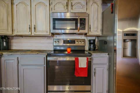 Tiny photo for 812 Marlow Circle, Clinton, TN 37716 (MLS # 1327966)