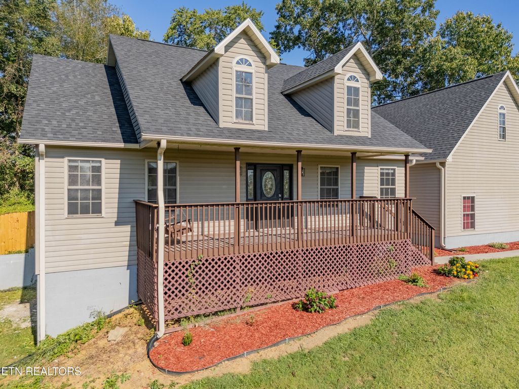 Photo of 3110 Nevils Way, Sevierville, TN 37876 (MLS # 1315179)