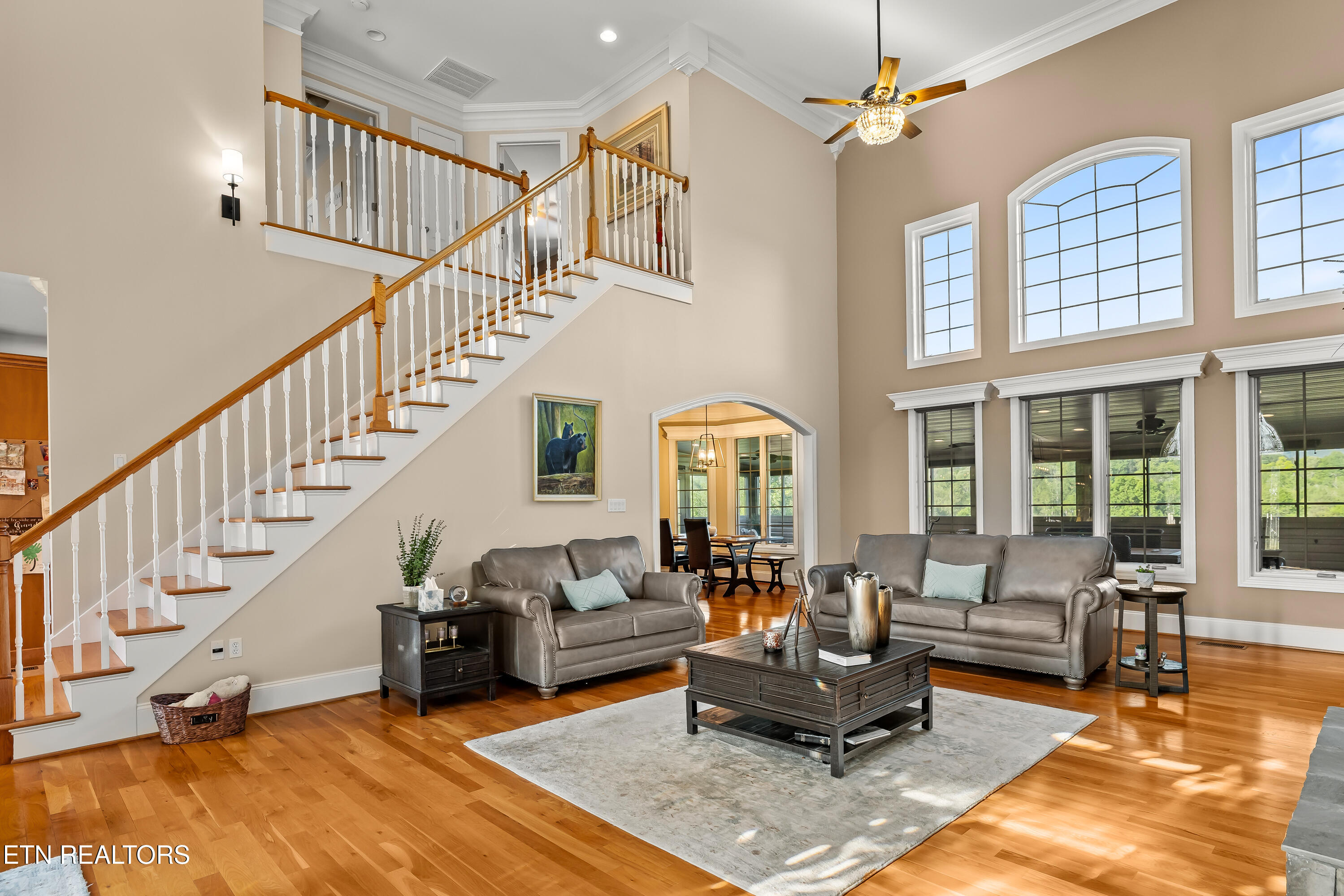 Townsend, Tennessee, 37882, United States, 3 Bedrooms Bedrooms, ,6 BathroomsBathrooms,Residential,Active,2041369