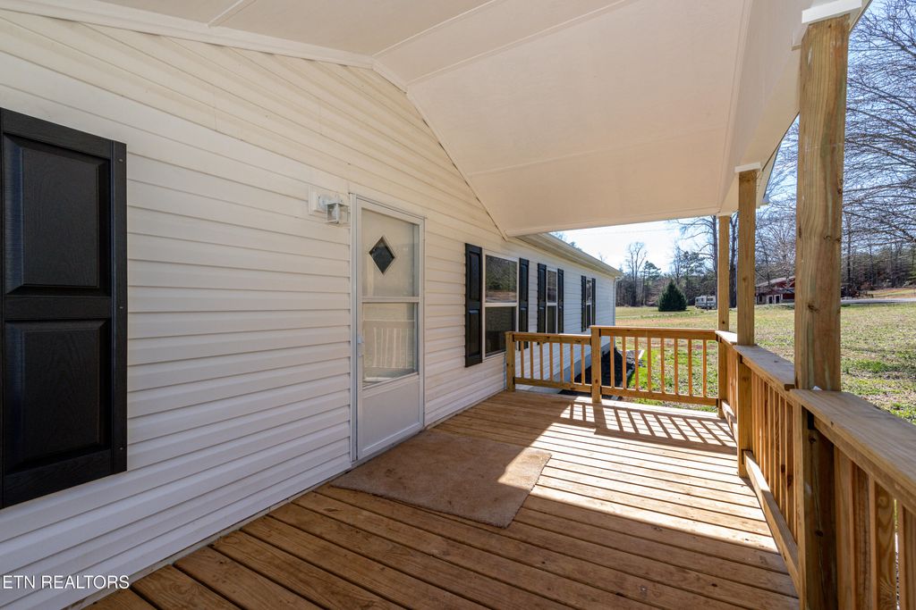 Photo of 231 Baker Farm Rd, Tellico Plains, TN 37385 (MLS # 1275943)
