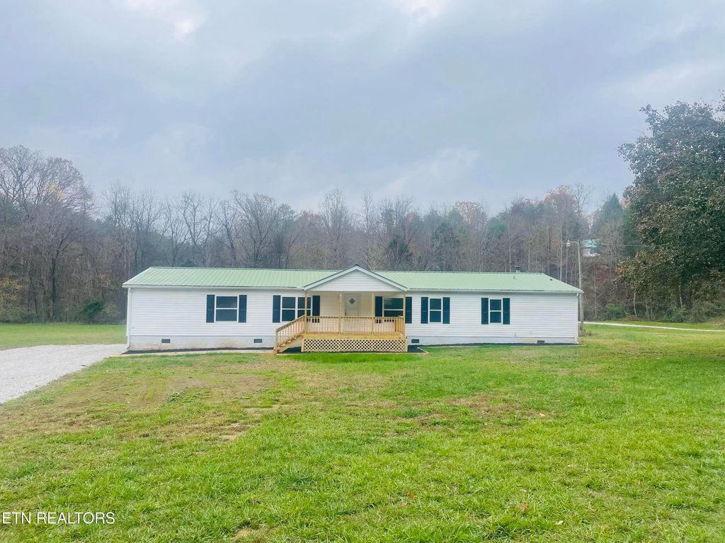 Photo of 231 Baker Farm Rd, Tellico Plains, TN 37385 (MLS # 1275943)