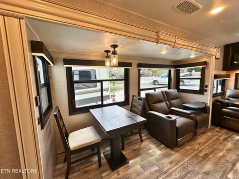 Tiny photo for 162 Highway 73, Townsend, TN 37882 (MLS # 1335023)