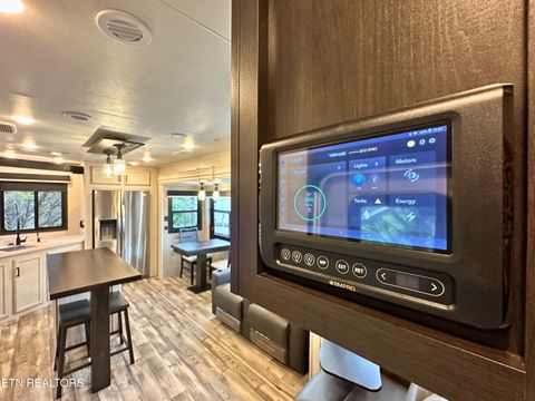 Tiny photo for 162 Highway 73, Townsend, TN 37882 (MLS # 1335023)