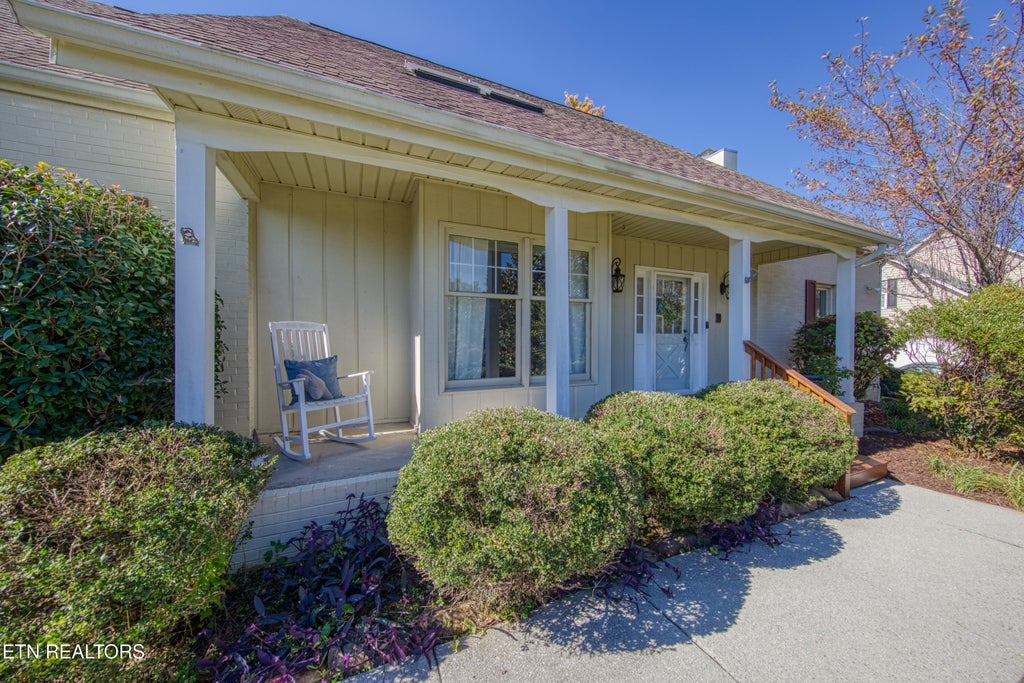 Photo of 1132 Laurel Hill Rd, Knoxville, TN 37923 (MLS # 1360262)