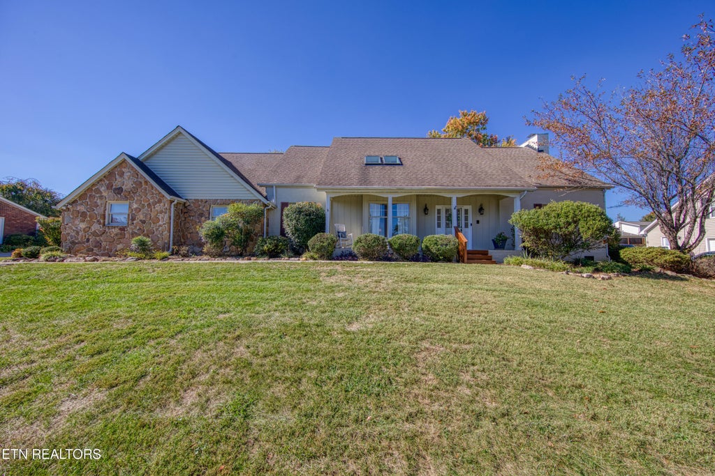 Photo of 1132 Laurel Hill Rd, Knoxville, TN 37923 (MLS # 1360262)