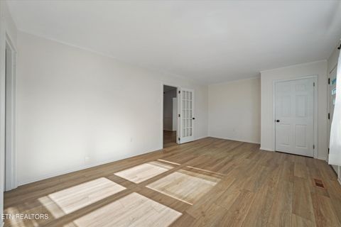 Tiny photo for 4317 Roaming Drive, Knoxville, TN 37912 (MLS # 1324110)