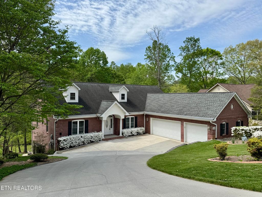 Photo of 105 Cheeskogili Way, Loudon, TN 37774 (MLS # 1310600)