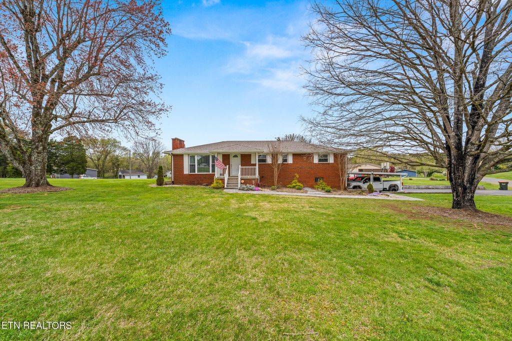 Photo of 3378 Maple Ave, Strawberry Plains, TN 37871 (MLS # 1258431)