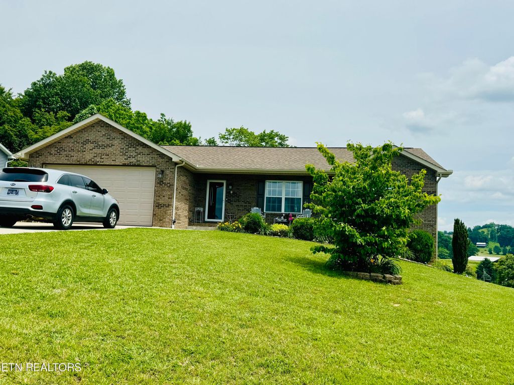 Photo of 427 ALTINA Circle, New Tazewell, TN 37825 (MLS # 1263802)