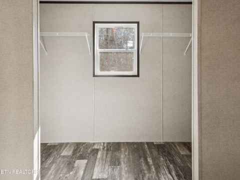 Tiny photo for 140 N Hillcrest Drive, Spring City, TN 37381 (MLS # 1323091)