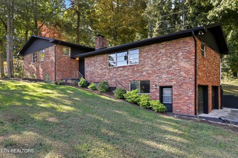 Photo of 1708 Uppingham Drive, Knoxville, TN 37918 (MLS # 1318898)