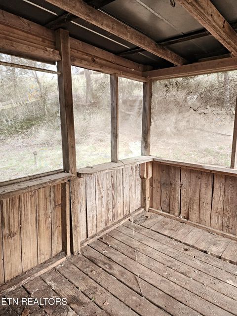 Tiny photo for 975 Davis Chapel Rd, LaFollette, TN 37766 (MLS # 1325124)