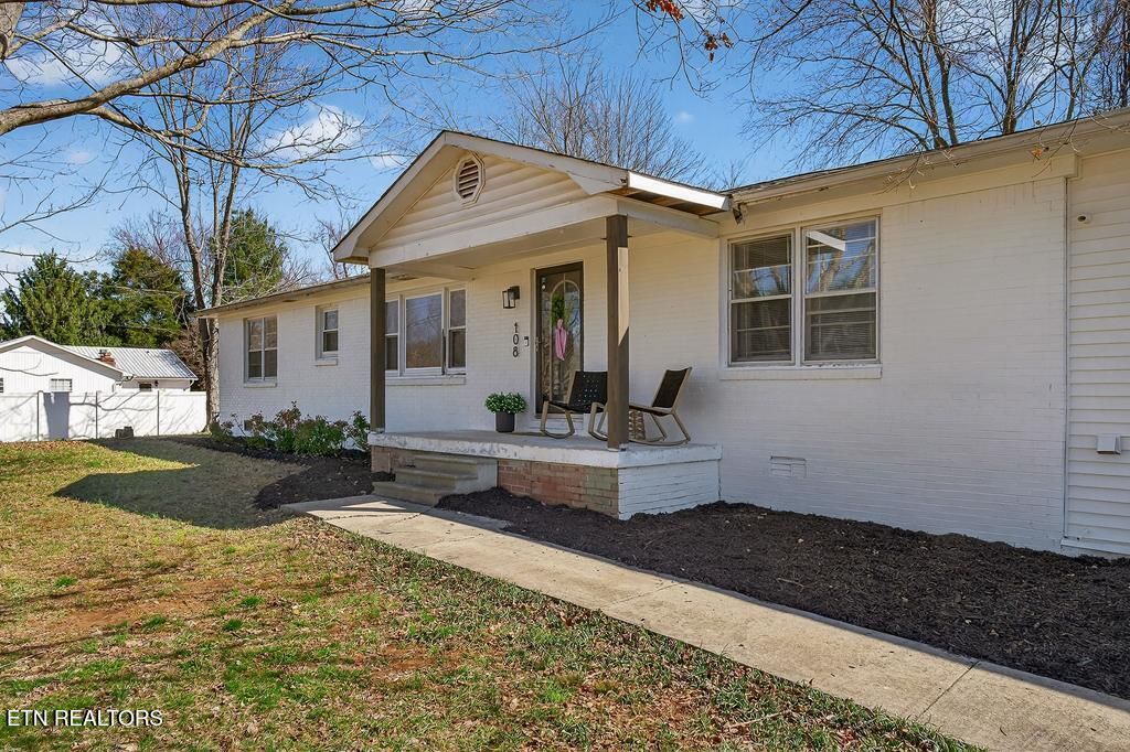 Photo of 108 Apple St, Cookeville, TN 38506 (MLS # 1331637)