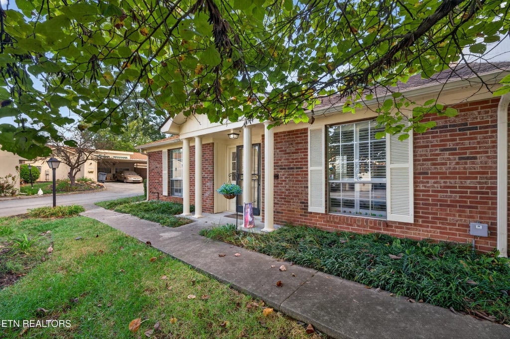 Photo of 7914 NW Gleason Drive #1102, Knoxville, TN 37919 (MLS # 1358942)