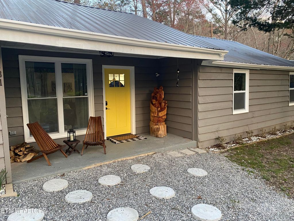 Photo of 131 Church Camp Rd, Tellico Plains, TN 37385 (MLS # 1281787)