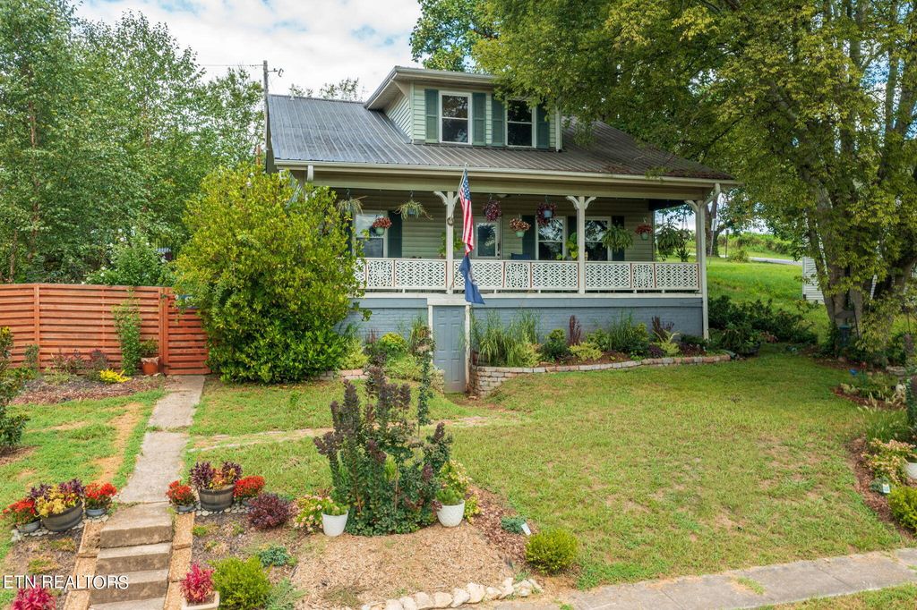 Photo of 971 Maple St, Alcoa, TN 37701 (MLS # 1273044)