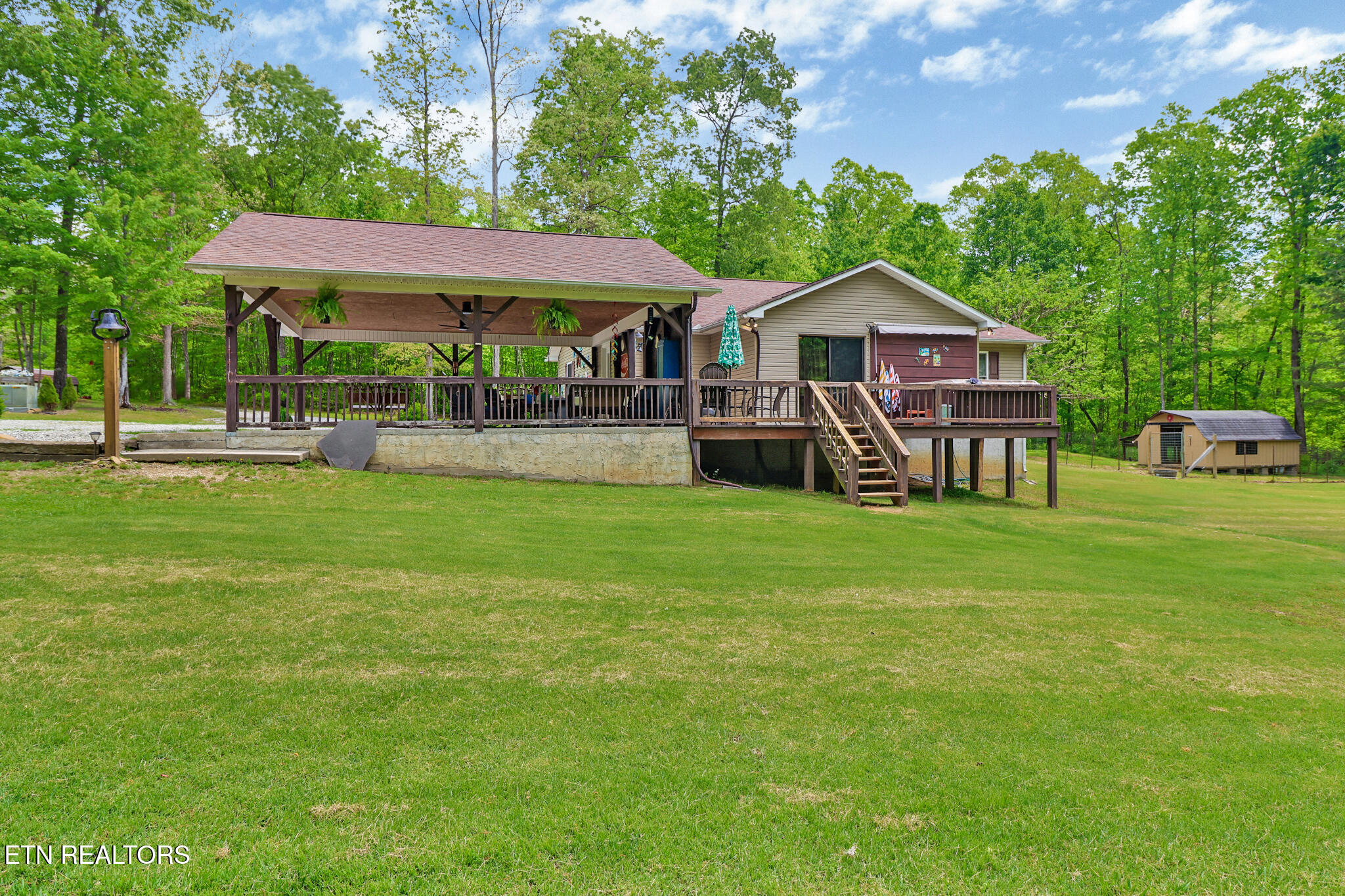 228 Paul Wheeler Lane