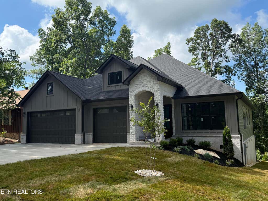 Photo of 260 Mialaquo Circle, Loudon, TN 37774 (MLS # 1344083)