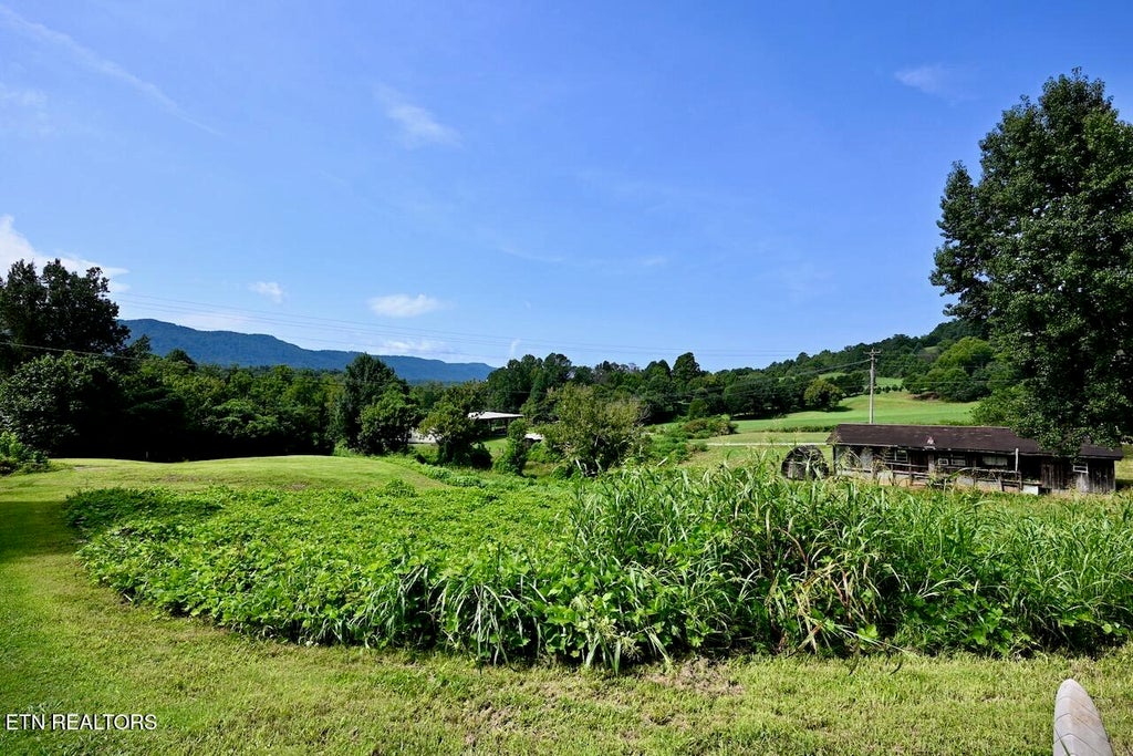 Photo of 2030 Six Mile Rd, Maryville, TN 37803 (MLS # 1351841)