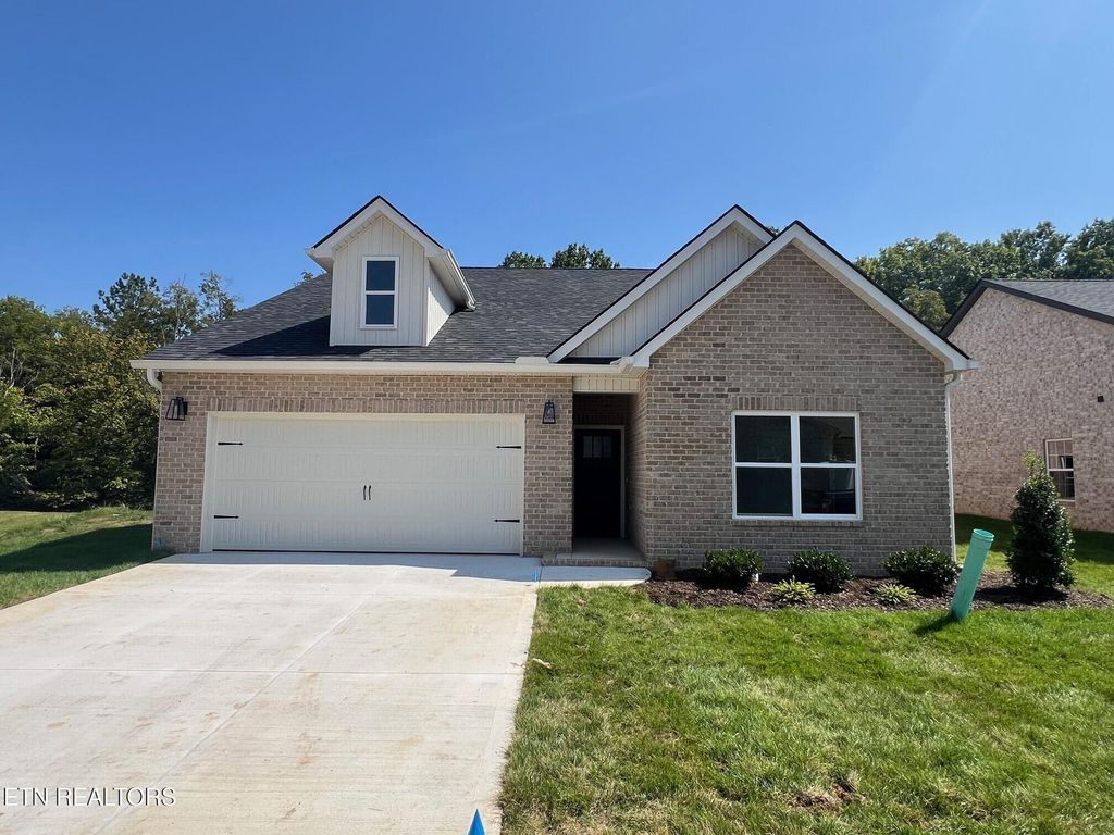 Photo of 135 Van Gilder Way, Seymour, TN 37865 (MLS # 1285423)