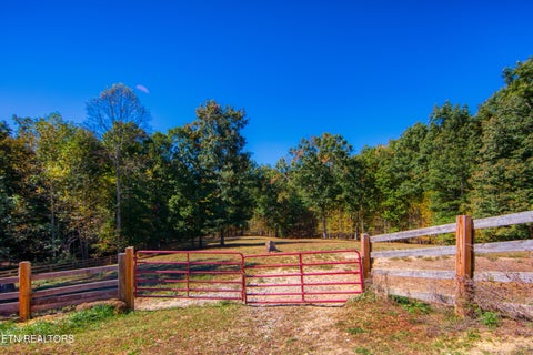 Tiny photo for 320 Spruce Creek Drive, Jamestown, TN 38556 (MLS # 1359438)