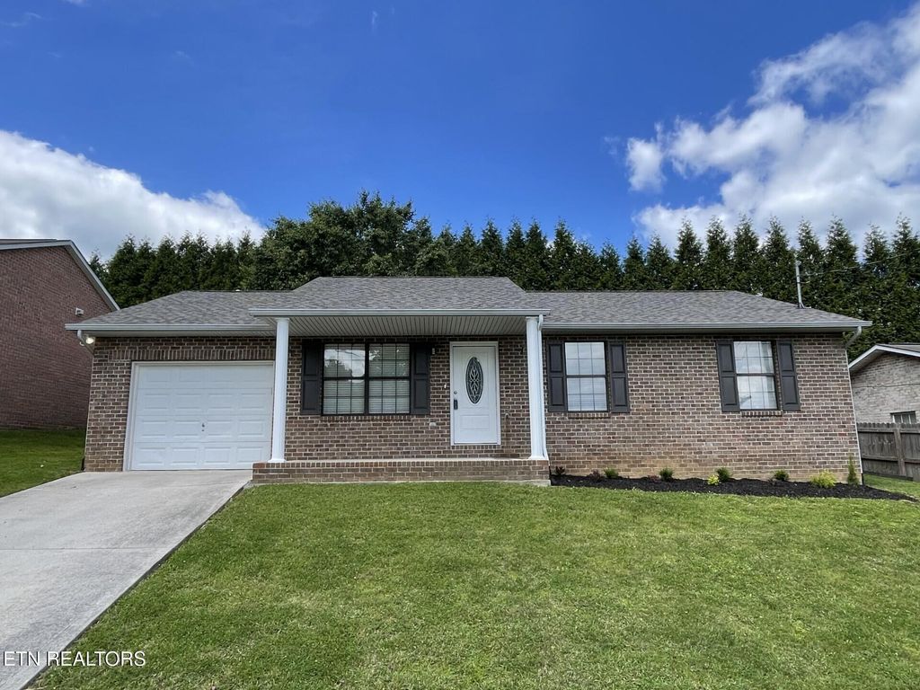 Photo of 7117 Majors Landing Lane, Corryton, TN 37721 (MLS # 1298140)