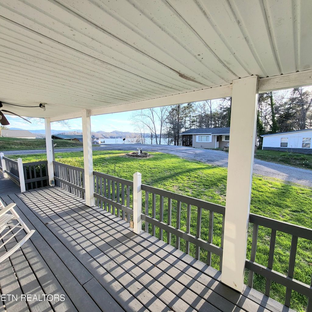 Photo of 1542 Millstone Beach Rd, Dandridge, TN 37725 (MLS # 1295174)