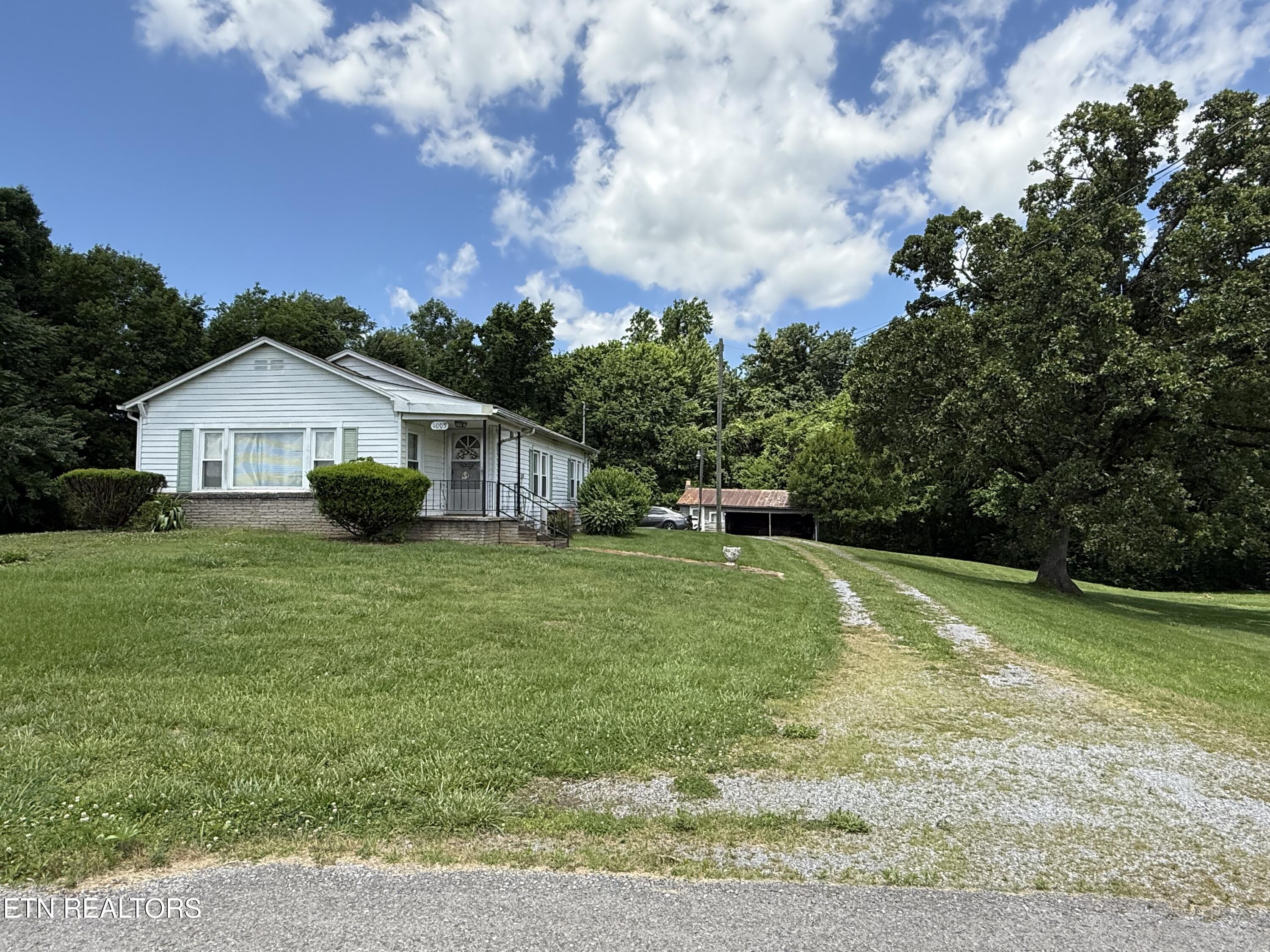 1005 Cooper Road Rd
