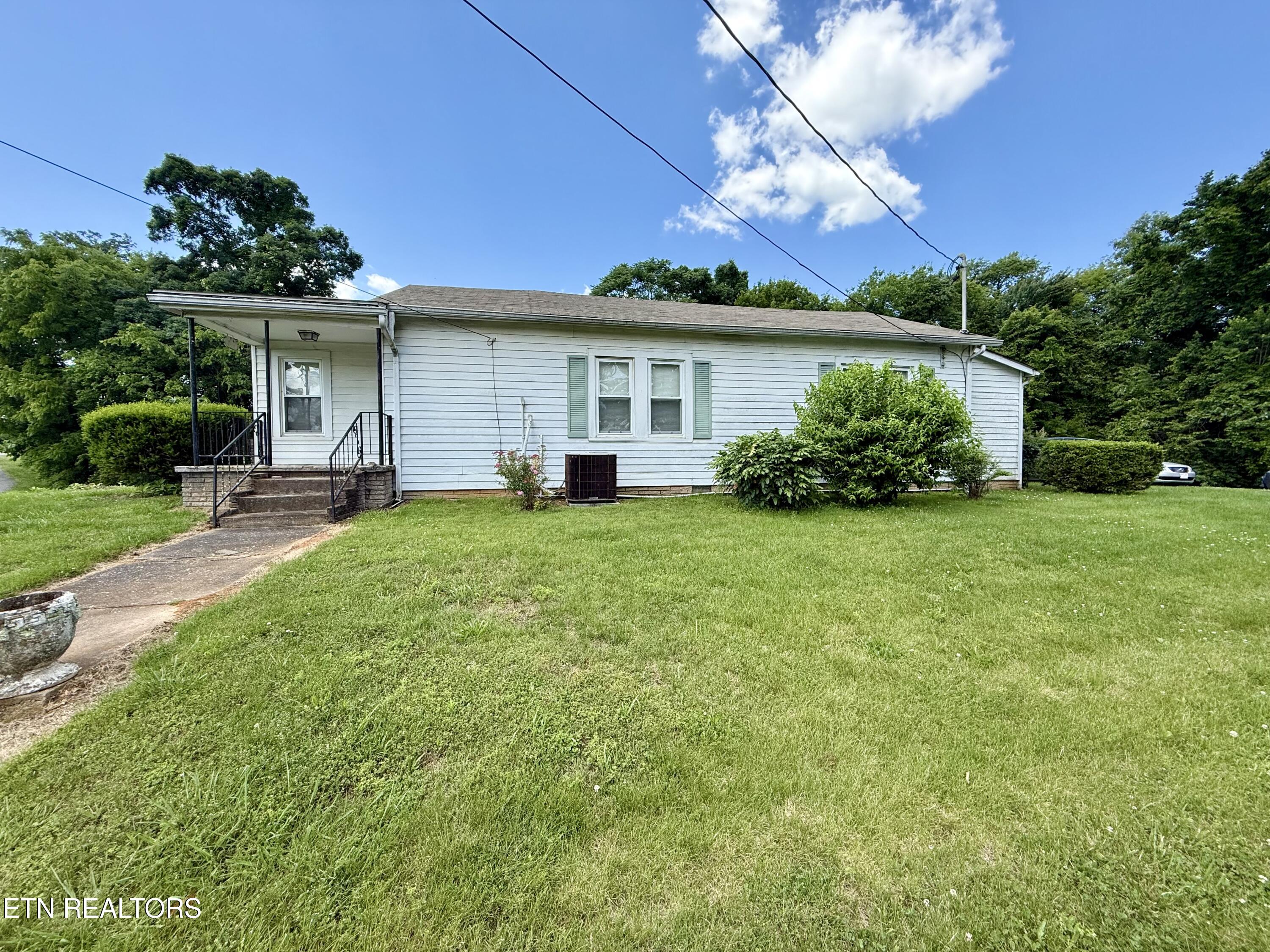 1005 Cooper Road Rd