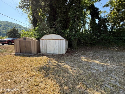 Tiny photo for 130 Sunshine Drive, Rocky Top, TN 37769 (MLS # 1356265)