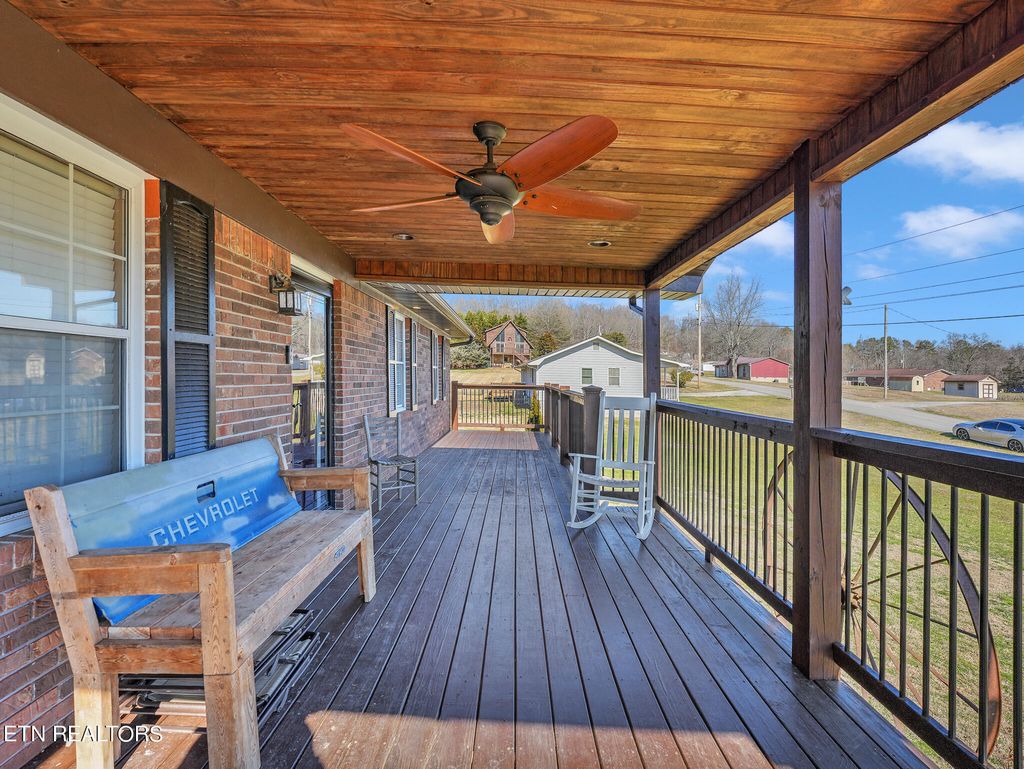 Photo of 203 Baker Circle, Maynardville, TN 37807 (MLS # 1257002)