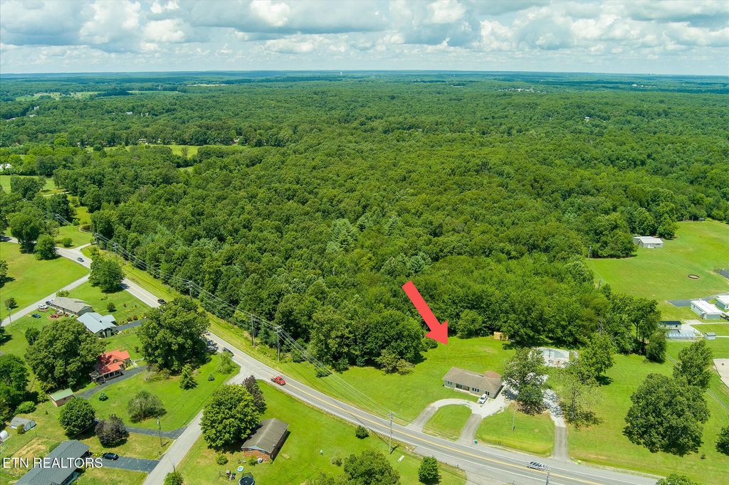 Photo of 3710 Lantana Rd, Crossville, TN 38572 (MLS # 1310175)