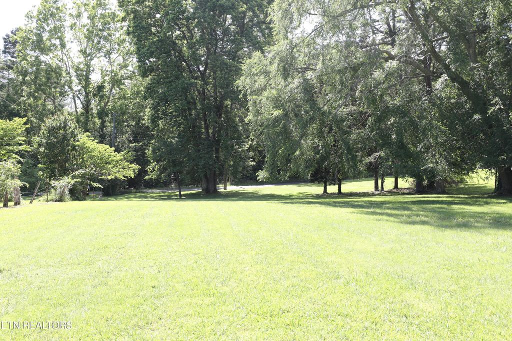 Photo of Mountain View Drive, Vonore, TN 37885 (MLS # 1302125)