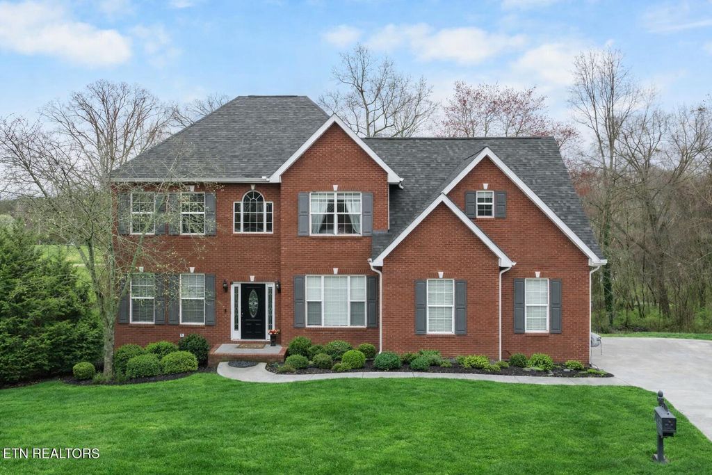 Photo of 268 Windstone Blvd, Powell, TN 37849 (MLS # 1332350)