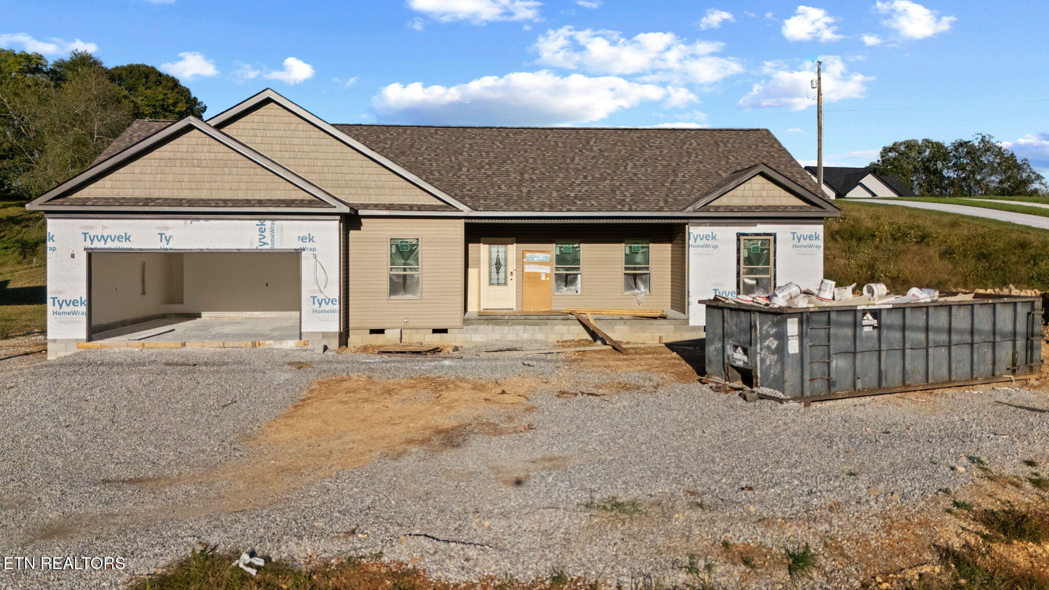 380 Hillvale Rd