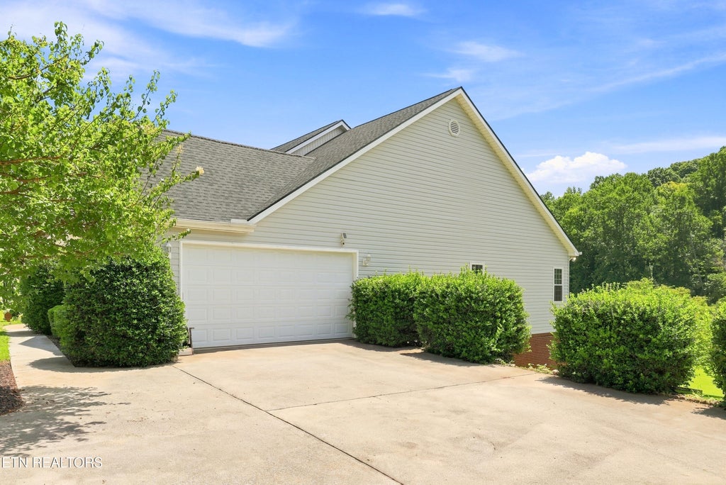 Photo of 219 Americana Lane, Jefferson City, TN 37760 (MLS # 1350334)