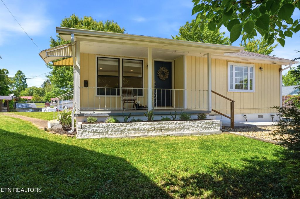 Photo of 103 Jersey Lane, Oak Ridge, TN 37830 (MLS # 1340731)