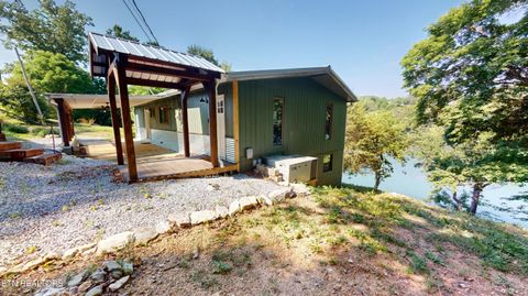 506 Cape Norris Rd New Tazewell TN 37825
