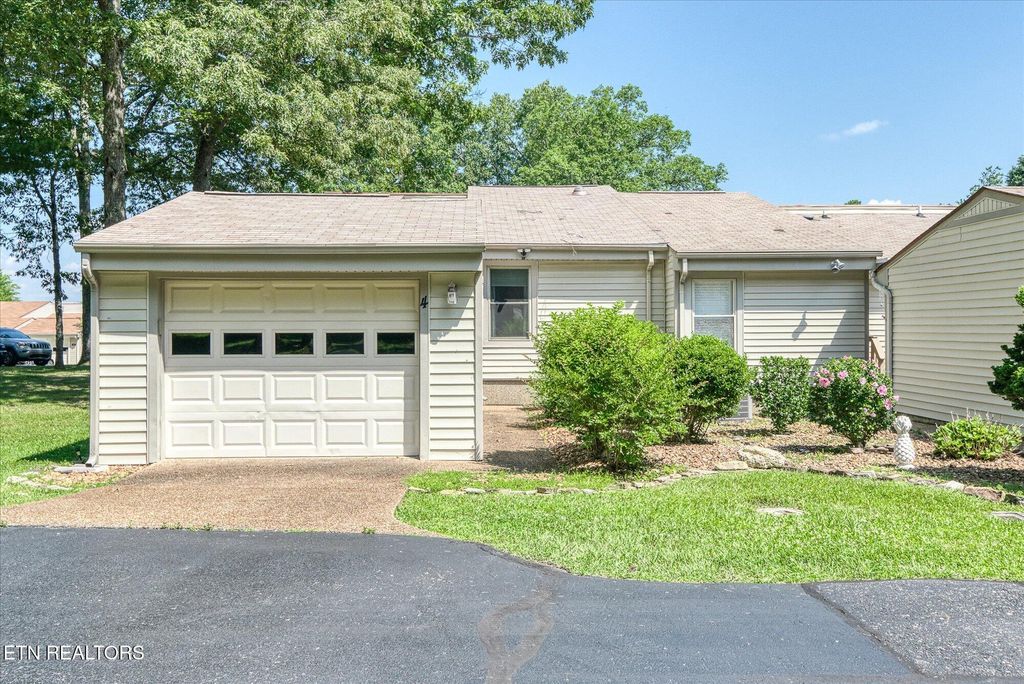 Photo of 4 Woodland Court, Fairfield Glade, TN 38558 (MLS # 1309759)