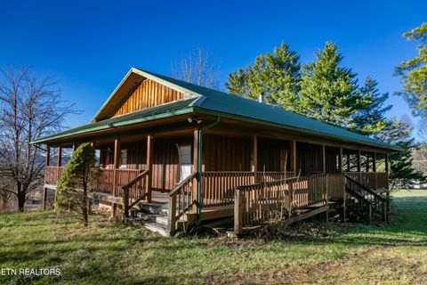 Photo of 3624 Katy Hollar Rd Rd, Sevierville, TN 37862 (MLS # 1324784)